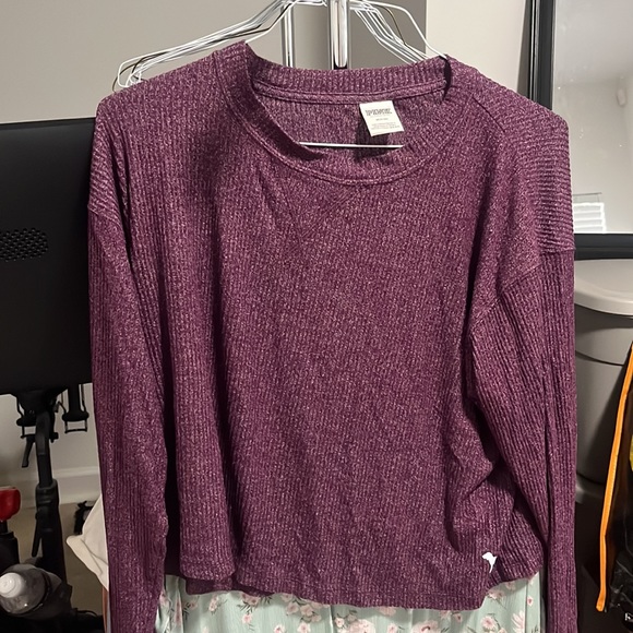 10 Vs pink tops pride - Picture 4 of 5